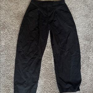 Black Barrel Jeans